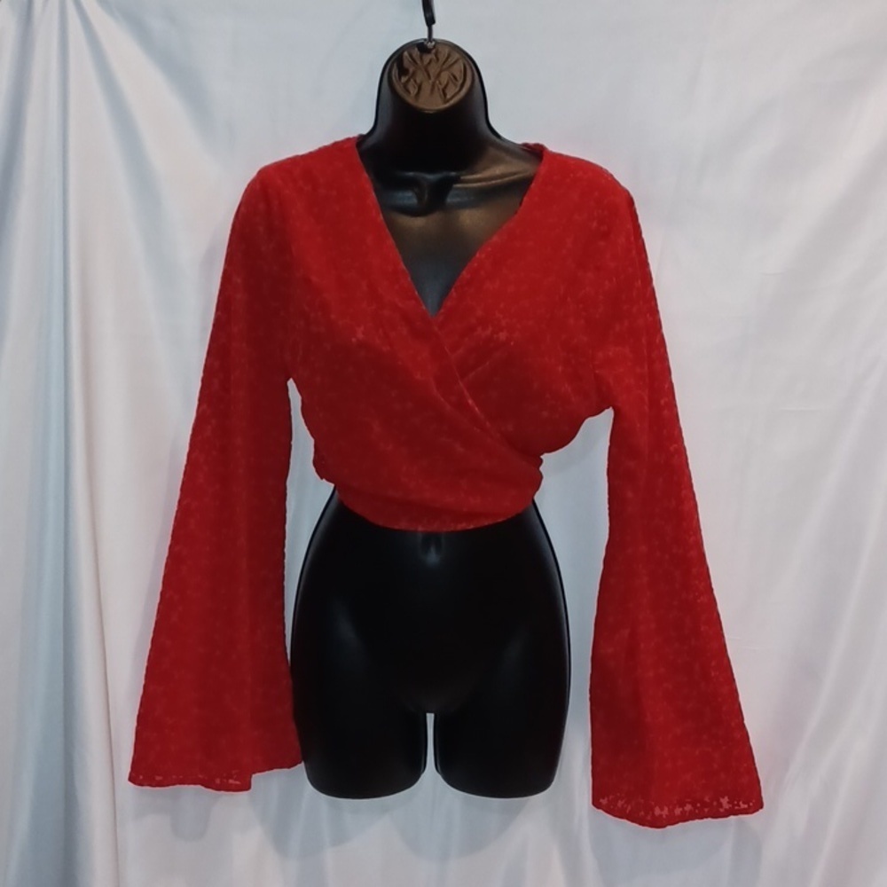 Wild Fable Bell Long Sleeve Floral Velvet Accent Tie Front Red Small NWT